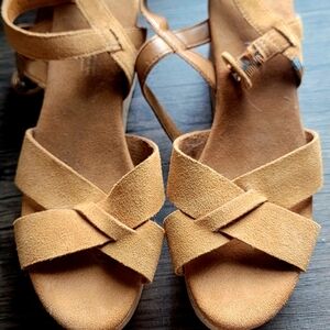 Women's Tan Sandals
